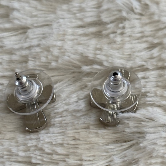 Silver Cross Pendant Necklace and Earring Set - Picture 10 of 10